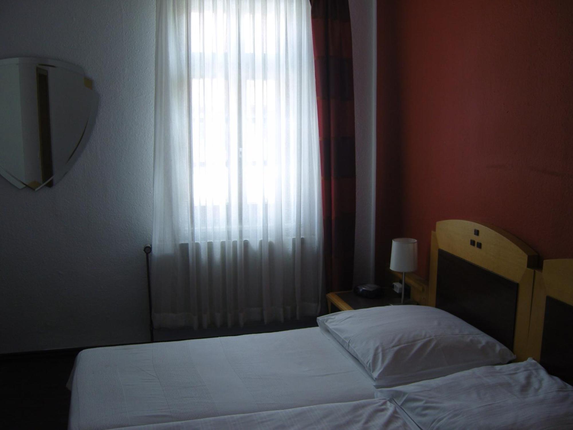 Hotel Zum Löwen Bad Homburg vor der Höhe Exterior foto