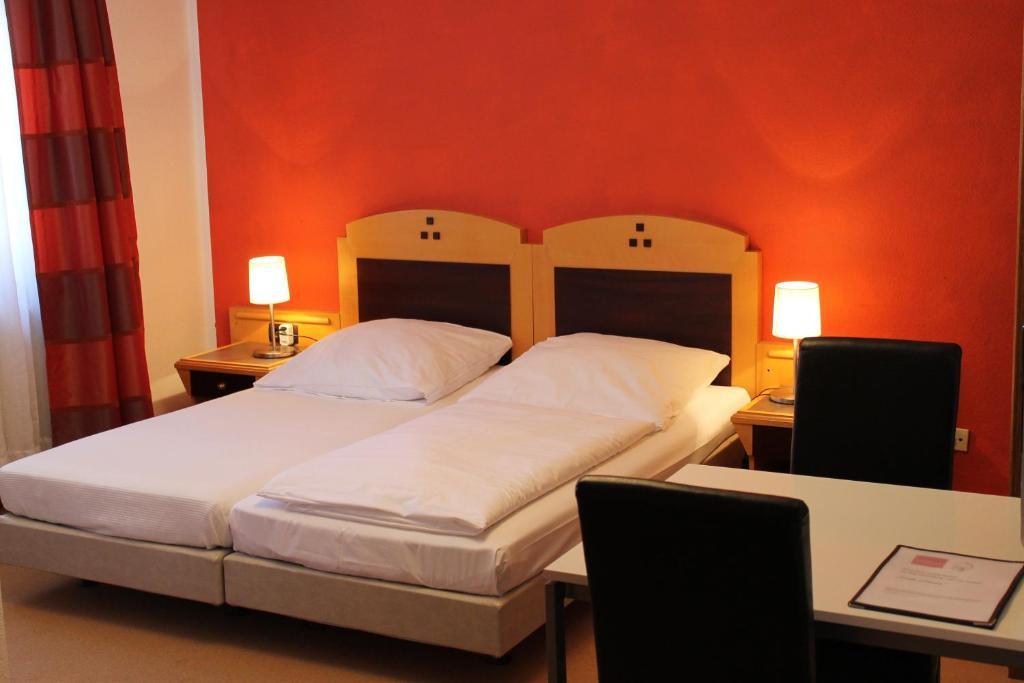 Hotel Zum Löwen Bad Homburg vor der Höhe Zimmer foto