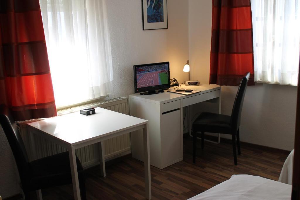 Hotel Zum Löwen Bad Homburg vor der Höhe Zimmer foto